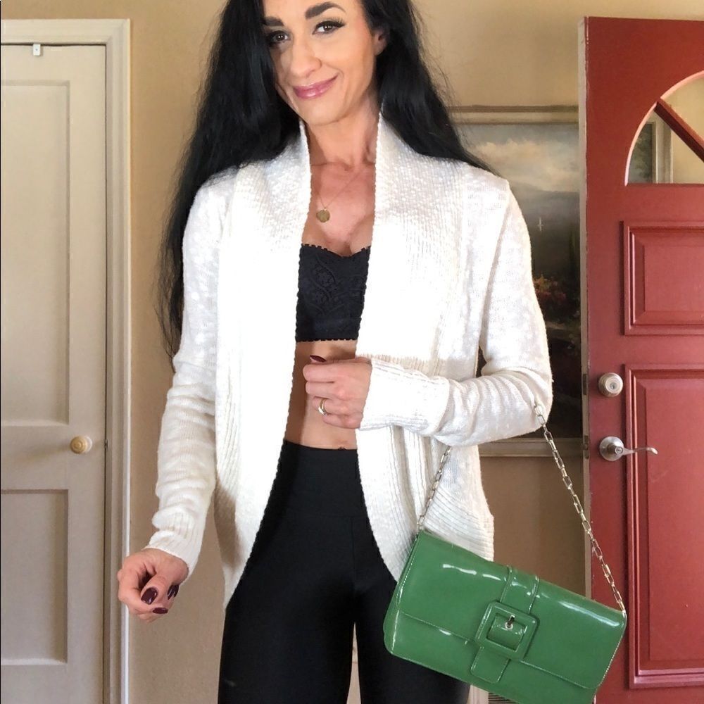 Kenneth Cole beautiful cream cardigan